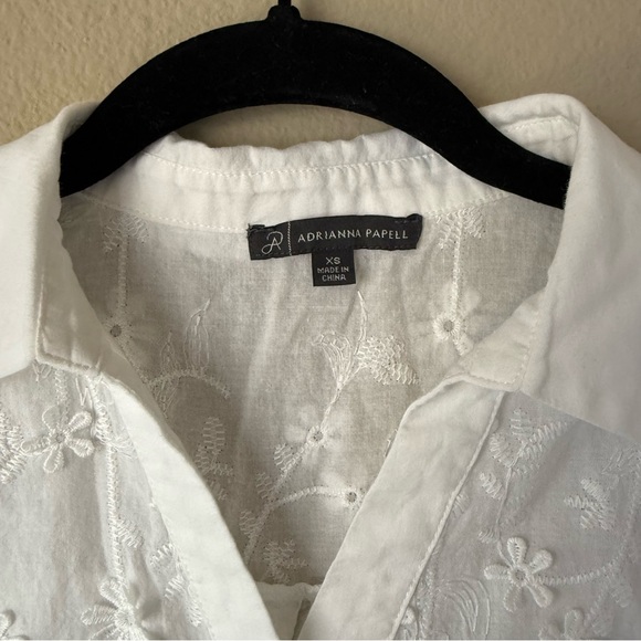 Adrianna Papell Embroidered Floral Shirt White Button Down Blouse Shirt Top - Picture 7 of 8